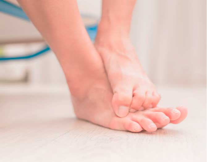 Cómo prevenir hongos en los pies